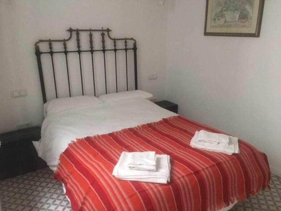 Apartamento Con Parking Jesus Del Gran Poder Sevilha Exterior foto